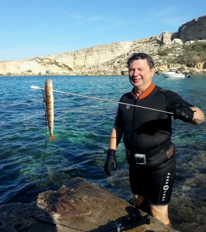 Russian Doctor Ivor spearfishing at Paradise Bay