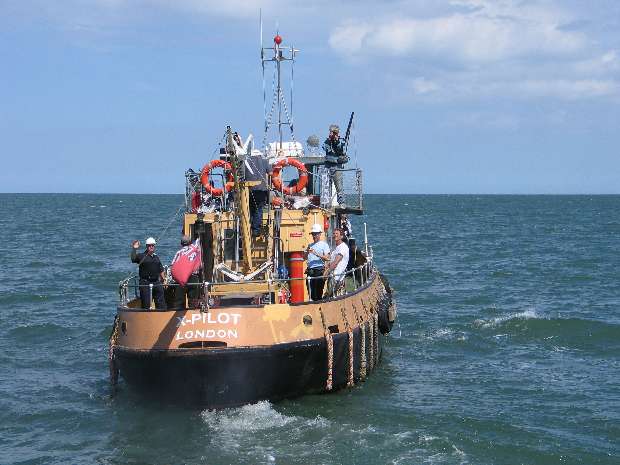 Tender pulls away