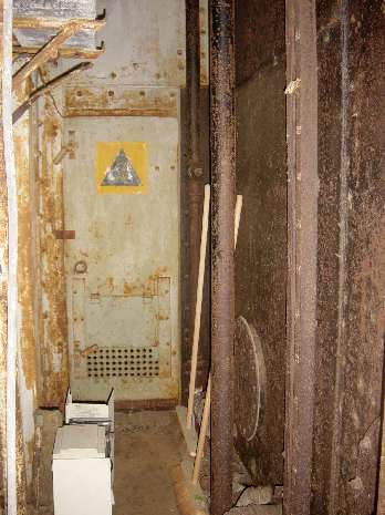 Magazine corridor