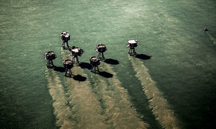 Red Sands Fort by Michael Marsh Red Sands Fort by Michael Marsh