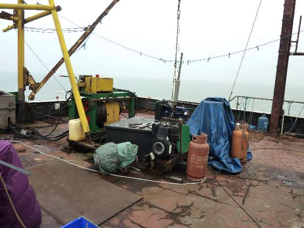 Hoist winch motor